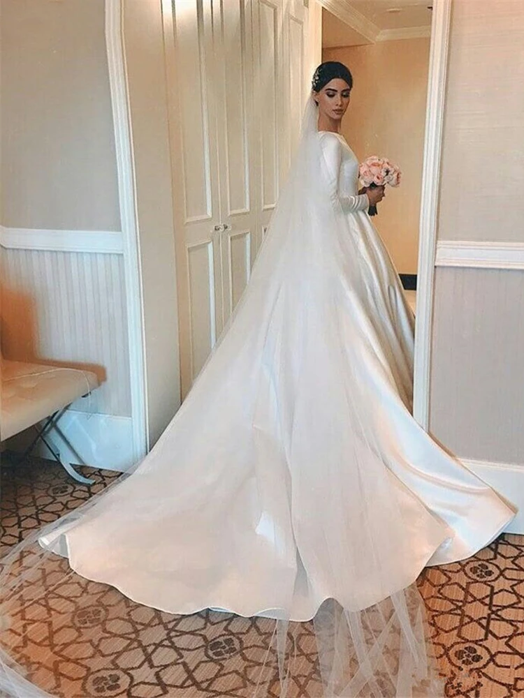 

Modest Design Satin Wedding Dresses Long Sleeve Boat Neck A Line Vintage Classic Bridal Gowns Muslim Vestido De Novia Customized