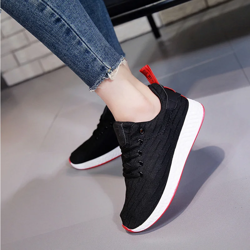 Женская мода четыре сезона пары кроссовки дышащие легкие плоские женские фитнес