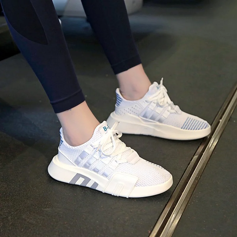 

Women's Sports Shoes Sneakers 2020 New Women Autumn Fashion Breathable Shoes Women 35-43 Zapatos De Mujer Large Size 35-43