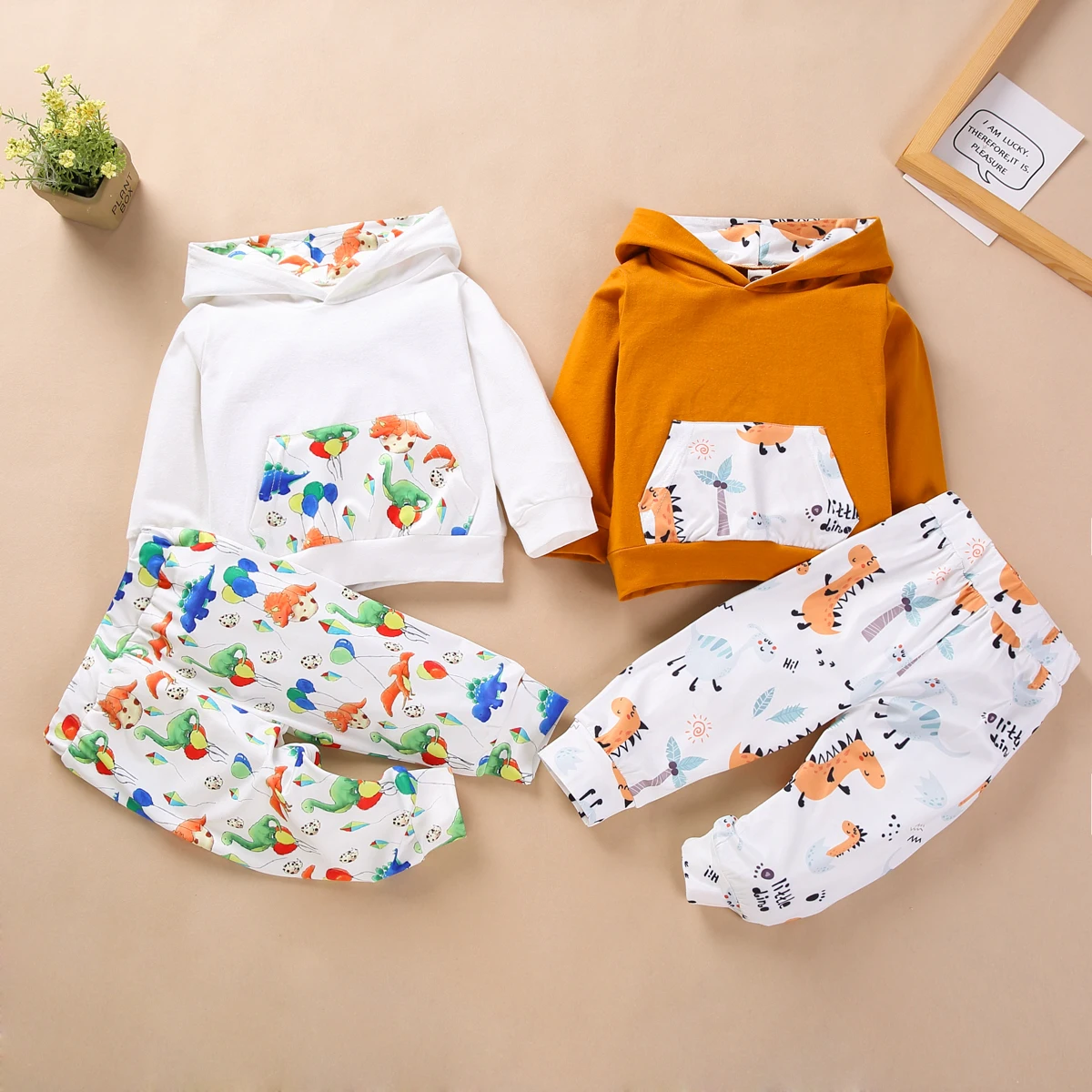 

Baby Boy Girl 0-24M Long-sleeved Trousers Suit Fashion Stitching Hooded T-shirt and Cartoon Printed Long Pants
