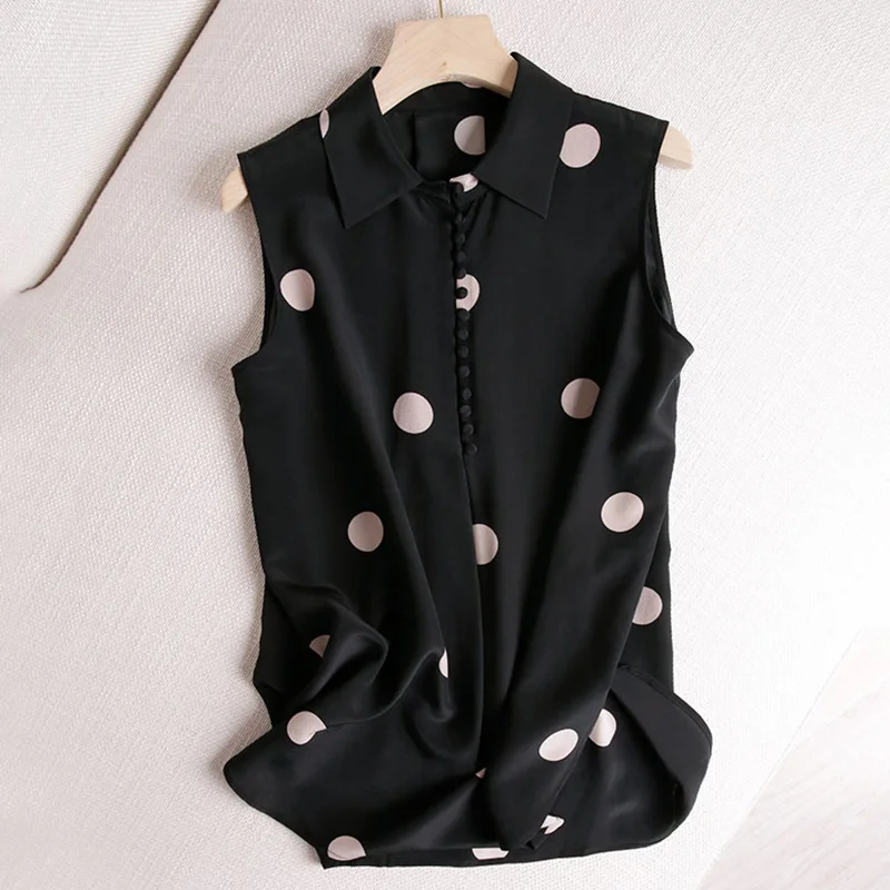 

Shirts & Blouses