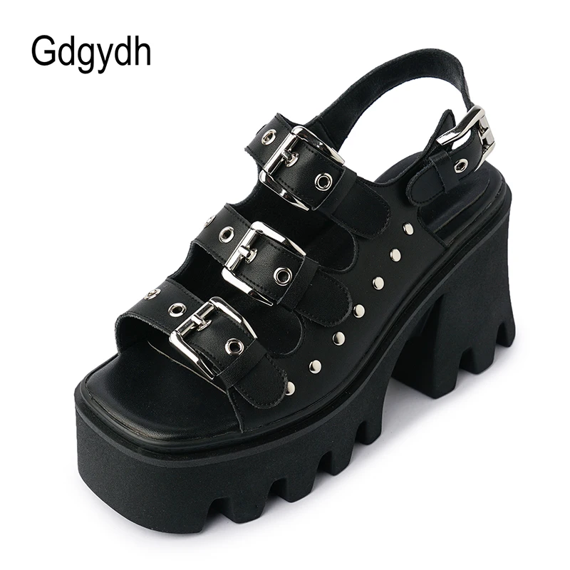 

Женские босоножки Gdgydh, черные босоножки из натуральной кожи в готическом стиле, на платформе, с ремешком и заклепками, на толстом каблуке