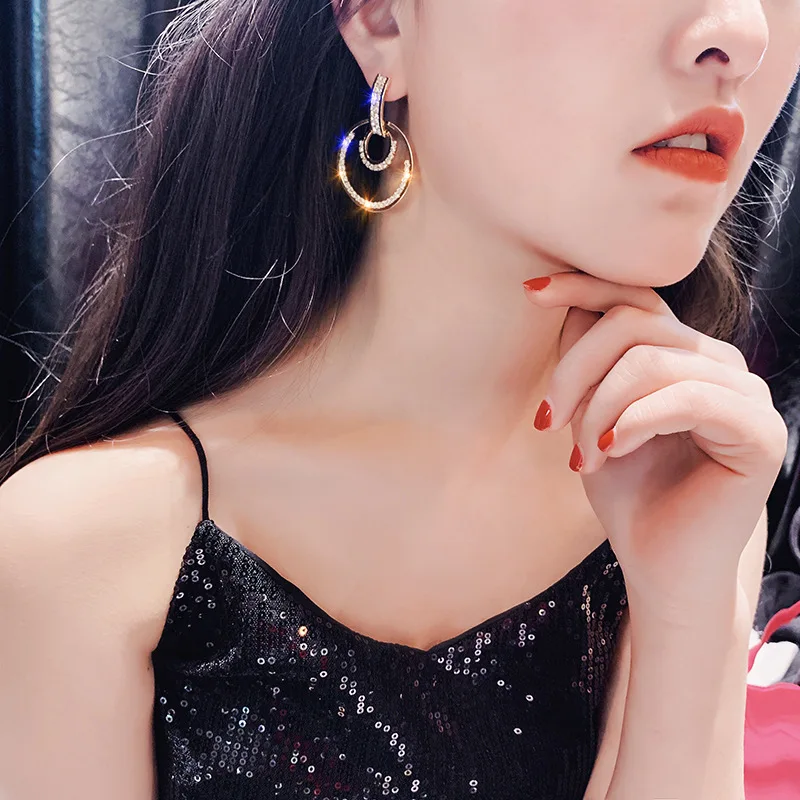 Новое поступление 2021 металлические гипербольные круглые хрустальные серьги