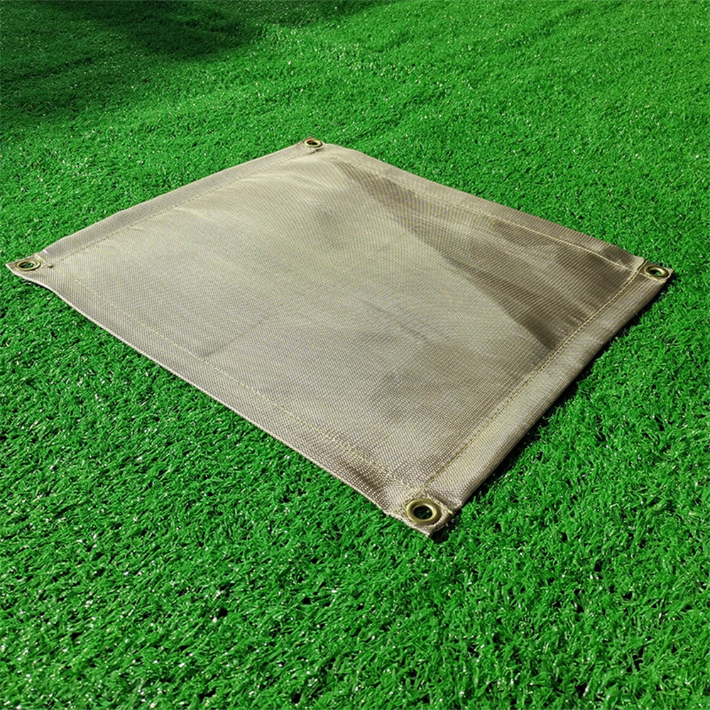 

Emergency Flame-retardant Fire Blanket Flame-retardant Fiberglass Fire Emergency Blanket Saftety Barbecue Mat Outdoor Stove Mat