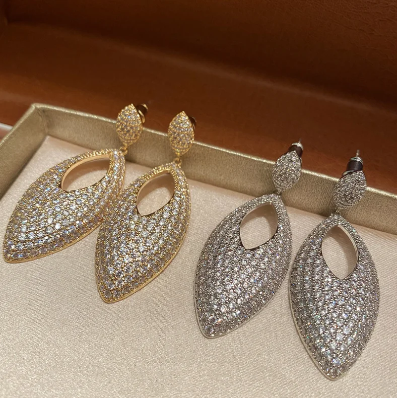 

Geometric drop-shaped earrings female retro luxury earrings micro-inlaid zircon bridal dress earrings female