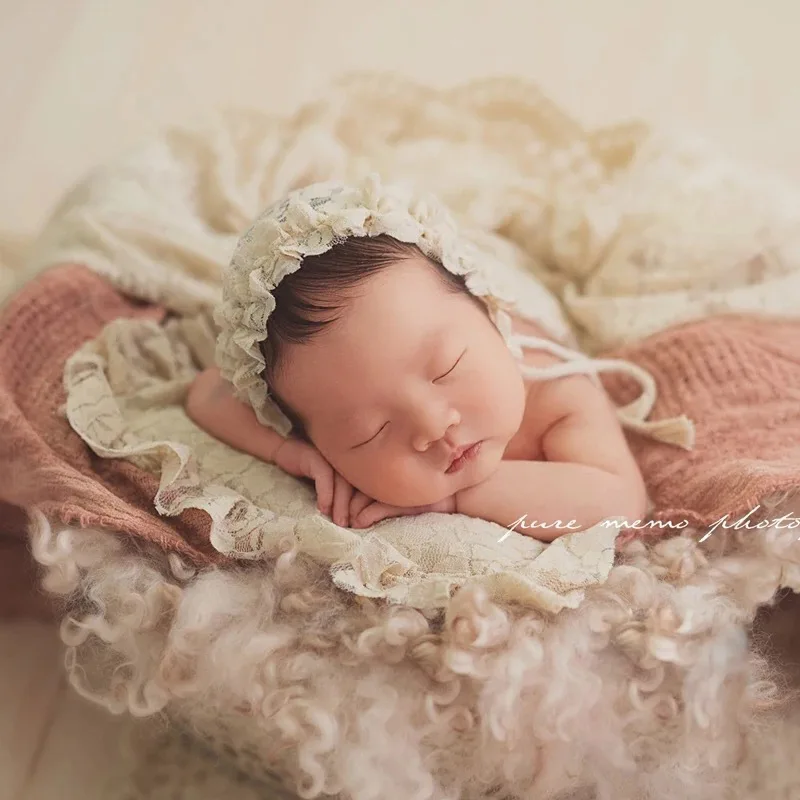 

Одежда для фотосъемки детская кружевная подушка ручной работы кружевная шапка для новорожденных фон для фотосъемки на сто дней симпатичны...