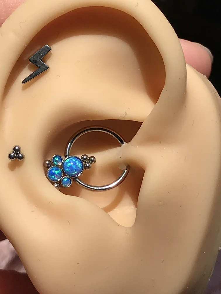 Серьги-гвоздики женские с подсветкой ювелирное украшение для пирсинга губ