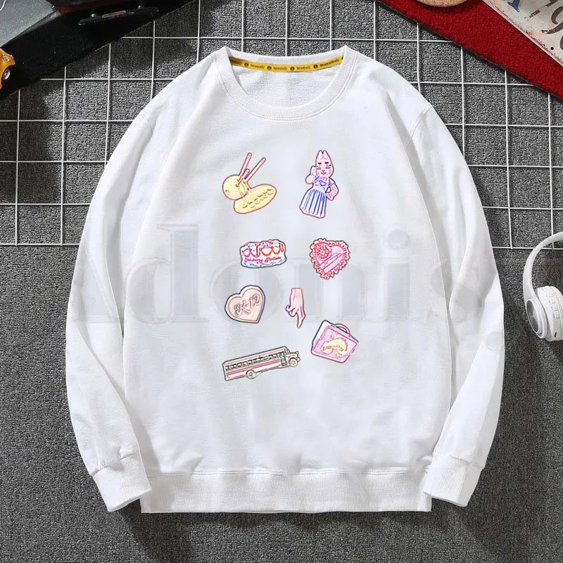 

Melanie Martinez Kpop Summer Graphic Aesthetic Hoodies Sweatshirt Print Trend Mens Clothes Hip-Hop Male Crewneck Hoodies Men