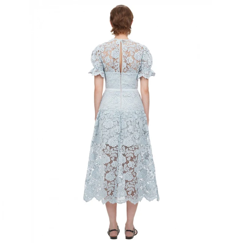 Женское платье средней длины с коротким рукавом и круглым вырезом Синий