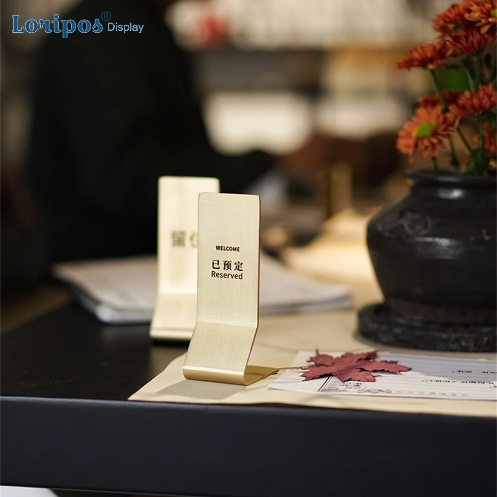 

Welcome Table Reserved Sign Brass Double Sided Card Tabletop Number Vertical Seat Name Plate For Restaurant Reservation Hotel