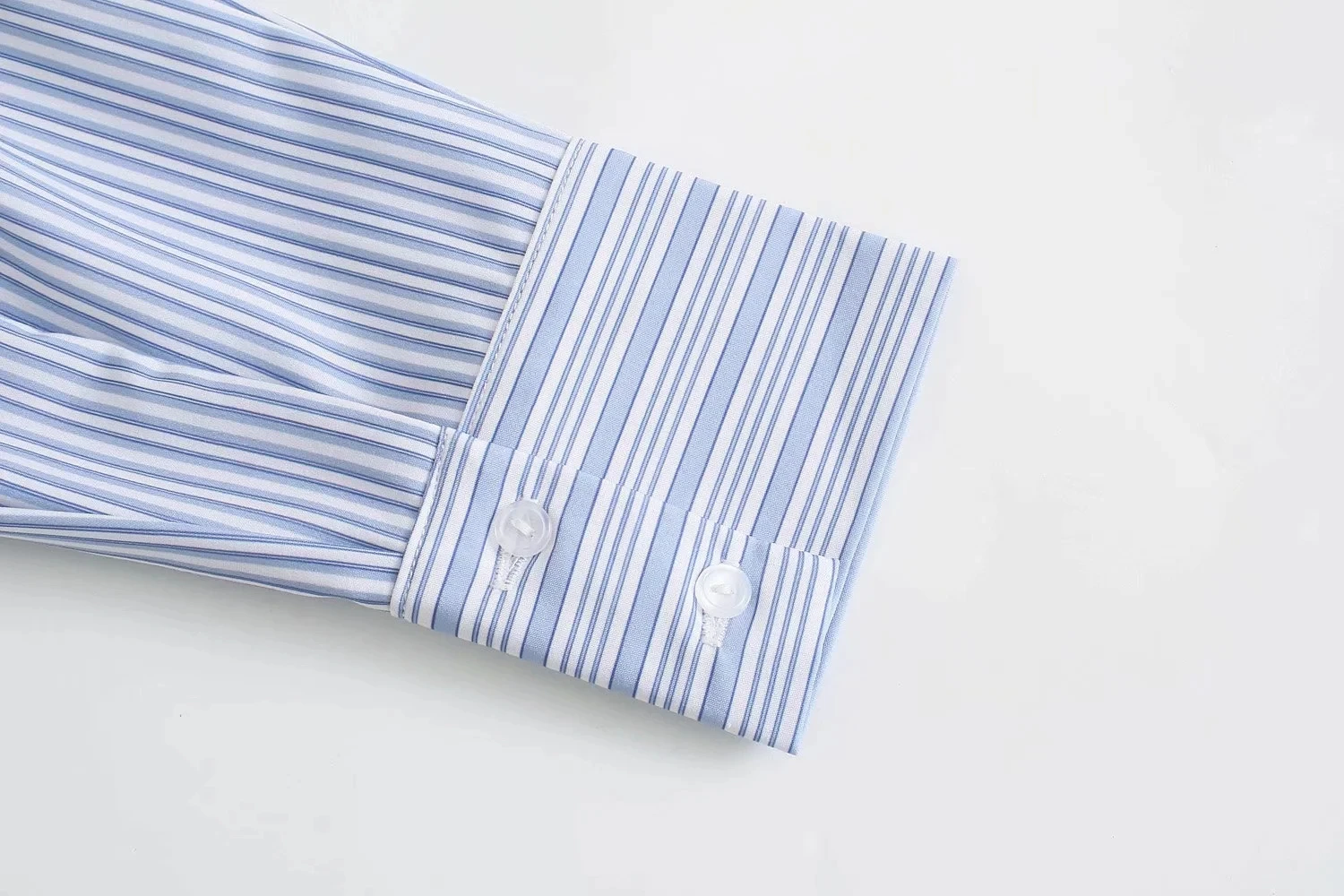

2021 New Women Fashion striped shirt Single Breasted Casual Shirts Lady Long Sleeve Blouse Female Chic Loose pockets Tops