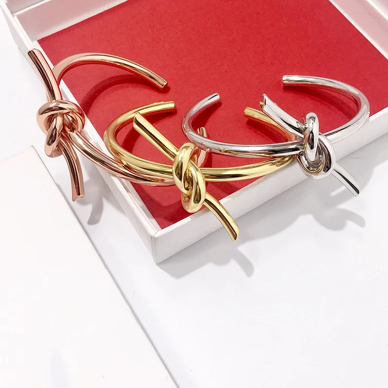 

Popular Fashion Bracelet Women's Copper Electroplating Gold Jewelry Korean Style All Metal Thick Line Tie Bracelet