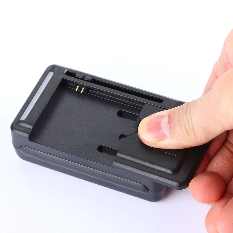 Универсальное зарядное устройство для мобильных телефонов с USB портом|Зарядные