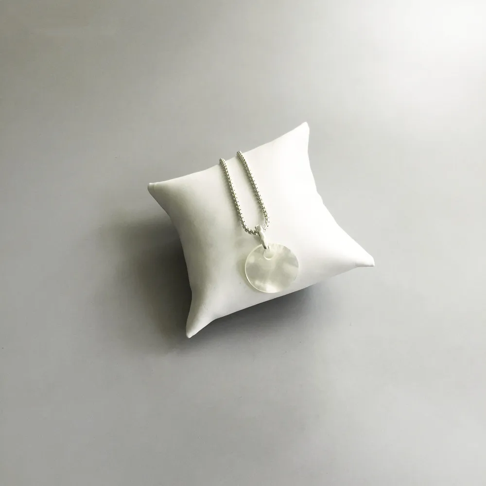 Подвеска из стерлингового серебра 925 пробы с маленькими жемчужинами и орнаментом