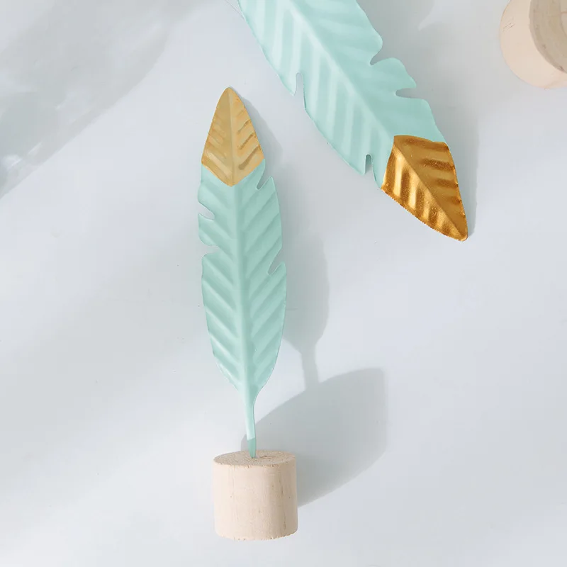 Golden Banana Leaf Miniature Figurines Iron Art Feather Shape Ornaments Living Room Bedroom Cabinet Desk Decoration Handicrafts | Дом и сад