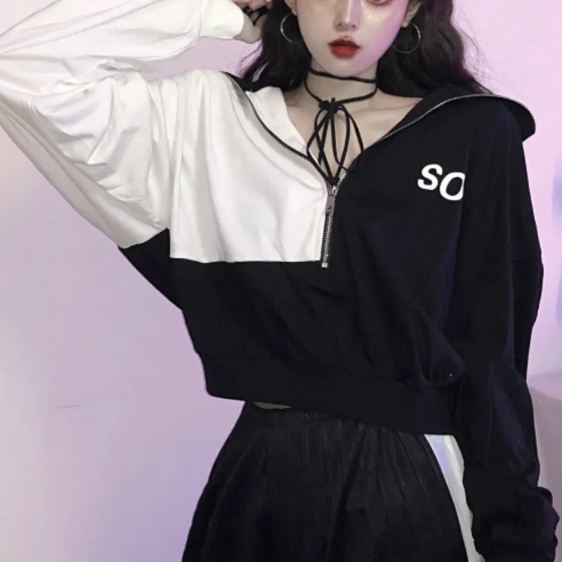 Толстовка Женская с надписью свободная короткая на молнии длинным рукавом в