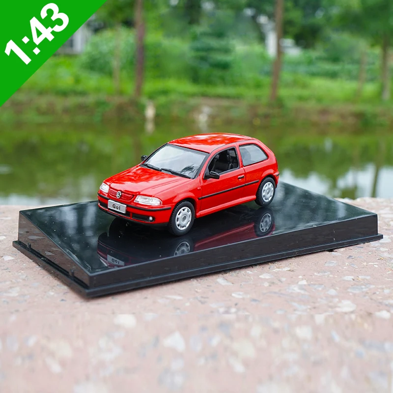Высокотщательная модель автомобиля VW GOLF 1:43 из сплава статическая металлическая
