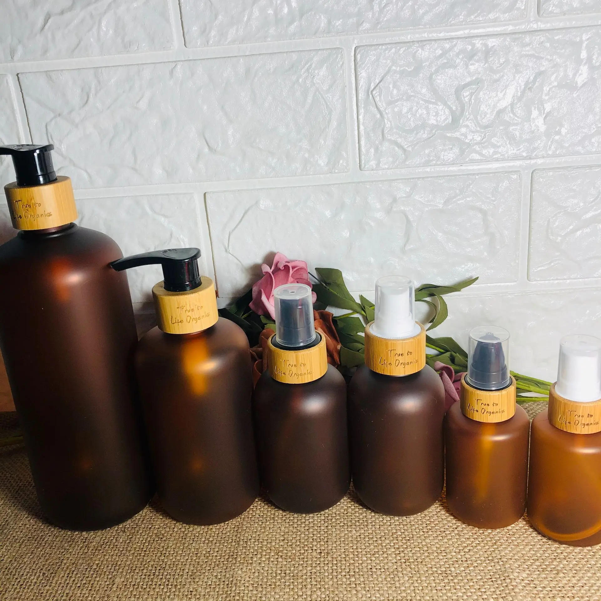 Wholesale Custom  Amber Plastic PET Beauty Hair Tools Shampoo Hand Wash Lotion Bottles With Bamboo Pump Lid Cap