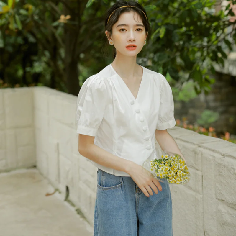 

2021 Summer Fashion New Shirt Two-Color Optional Niche Irregular Oblique-Breasted Short Bubble Short-Sleeved Shirt Women