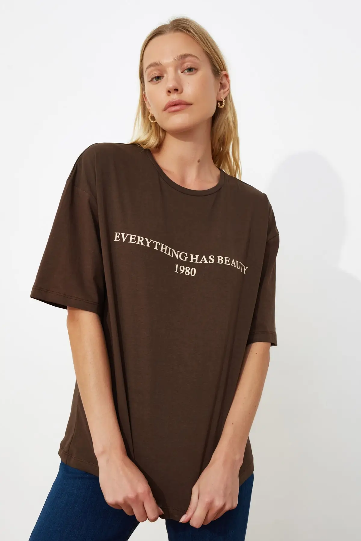 Трикотажная футболка с принтом тренда TWOSS19GH0034 весна-лето 2021 модная женская