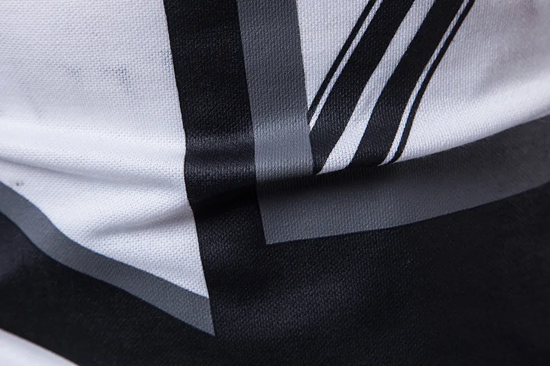 

2021 men's sports POLO shirt, summer Korean version geometric print turnted collar short-sleeved T-shirt, Euro code