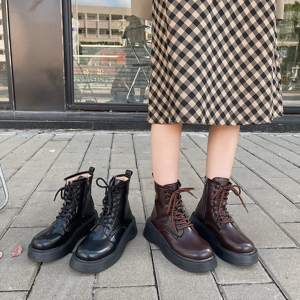 

Round Toe Martin Boots Women Shoes 2021 Spring and Autumn Thick-soled Short Boots Side Zipper British Style Black Boots