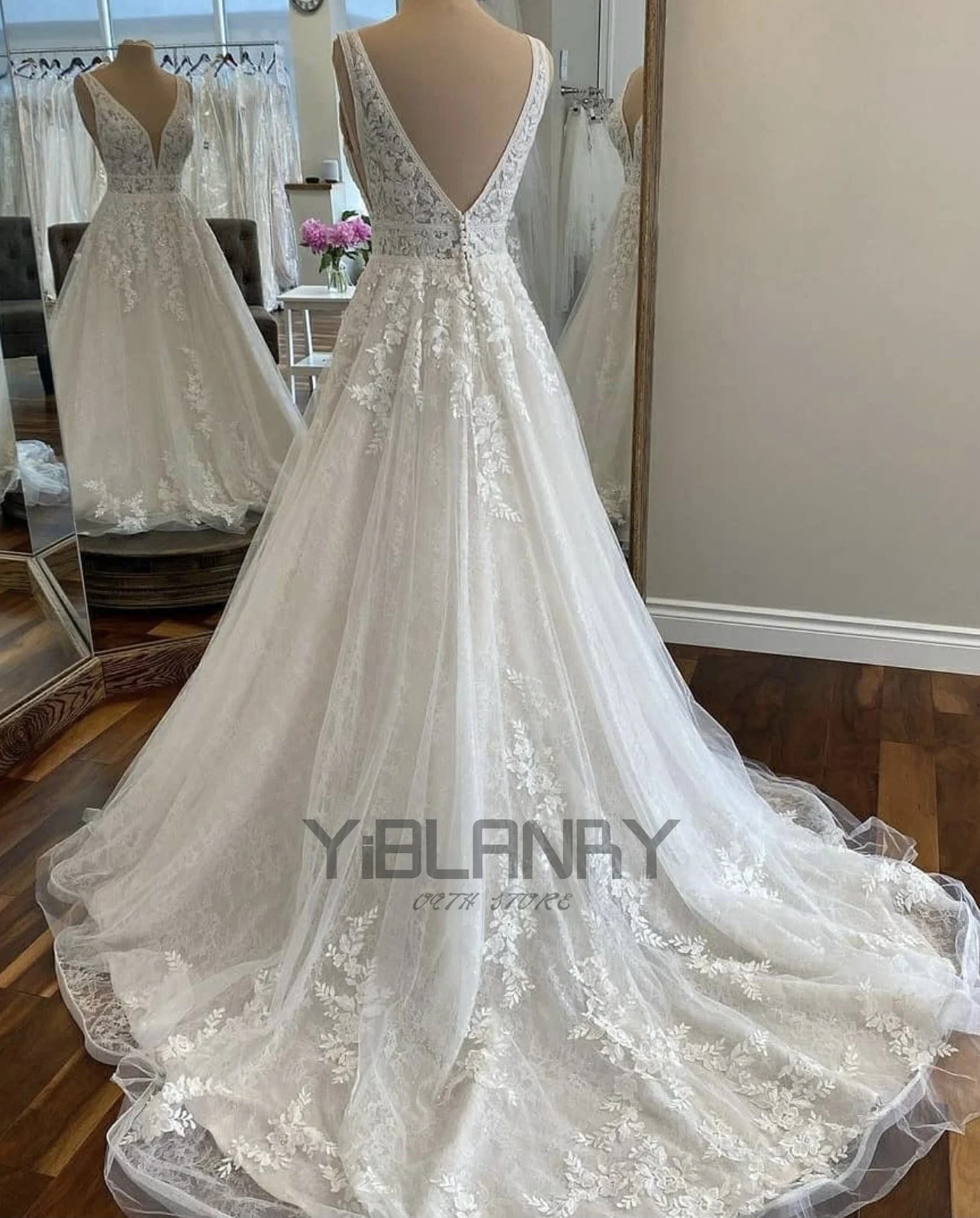 

YILIBERE Lace Wedding Dress Short Sleeve O-Neck Plus Size Luxury Lace Appliques Tulle Cathedral Train Robe Fluffy skirt