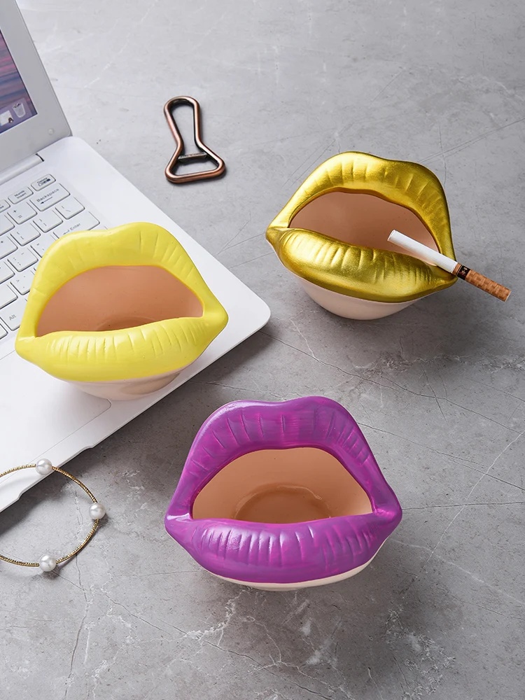 

Big Mouth Ashtray Creative Personality Trend Home Living Room Office Decoration Coffee Table Desktop Decoration