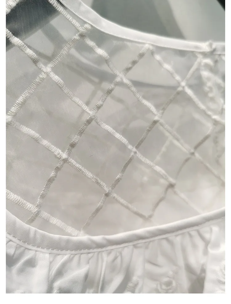 

High Quality Spring and Summer New Age Reduction Stitching Embroidery Shirt Short-sleeved Cotton T-shirt Female Trend