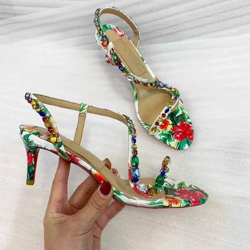 Женские босоножки на высоком каблуке сандалии с цветными кристаллами и цепочкой