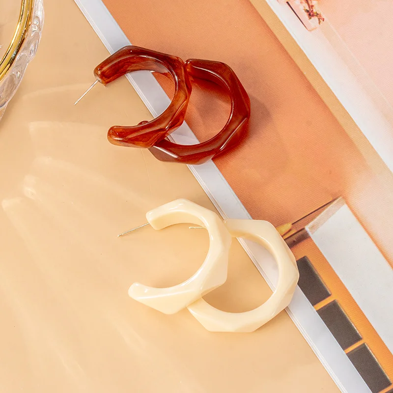 Женские акриловые полукруглые серьги висячие с подвесками геометрической формы