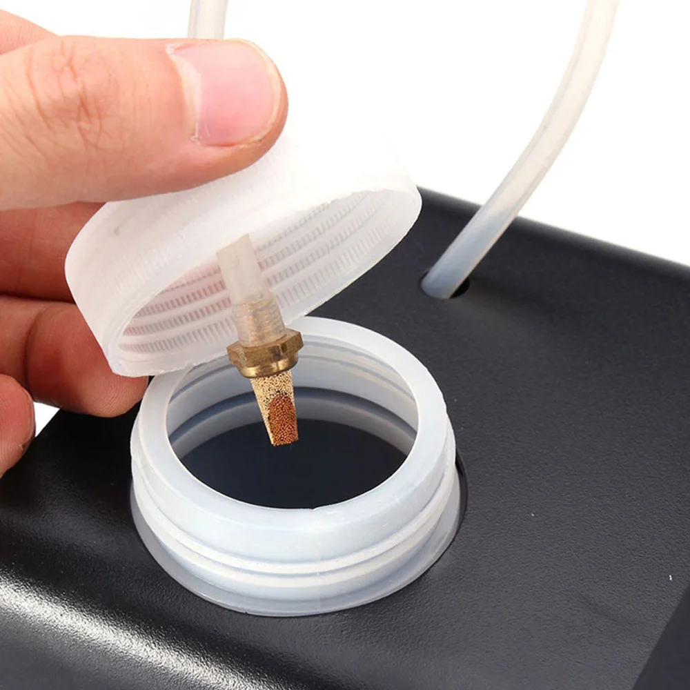 

New Disc Colored Smoke Machine Mini LED Remote Fogger Ejection Dj of Christmas Party Stage Light Smoke Machine