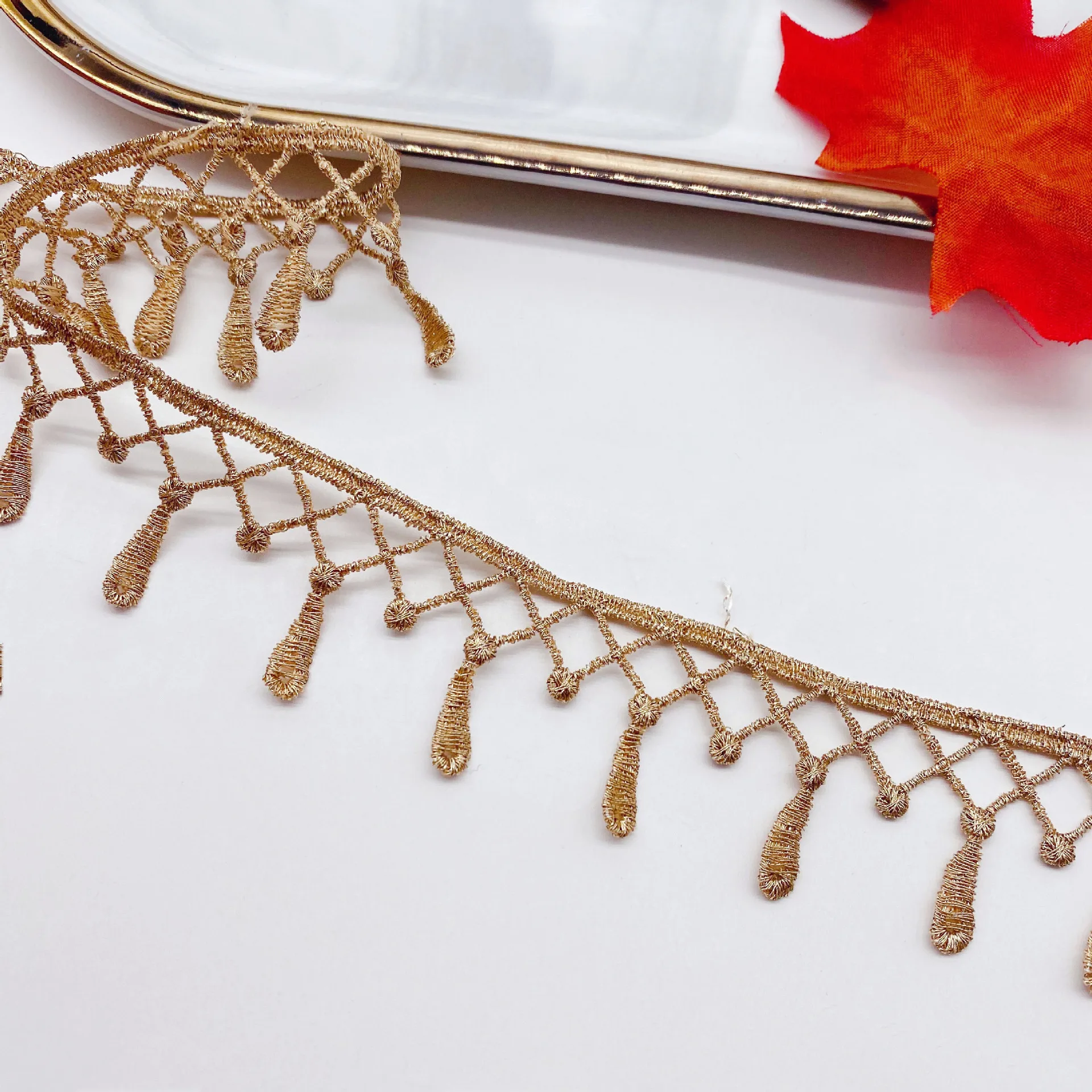 

Ширина 3 см, односторонняя вышивка, полые, искусственная кружевная ткань, занавеска «сделай сам», женские Швейные аксессуары