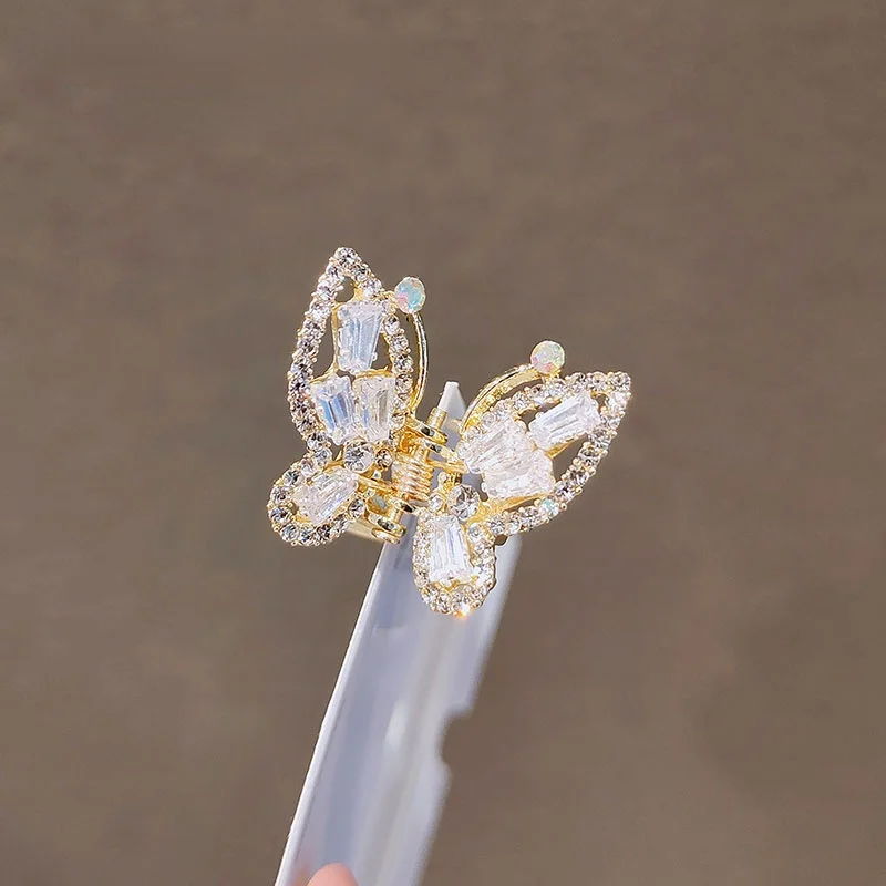

GY Korean Elegant Butterfly Barrettes Hair Claw Zirconia Temperamental Bangs Clip Grip Top Clip Hairpin Girl Headdress