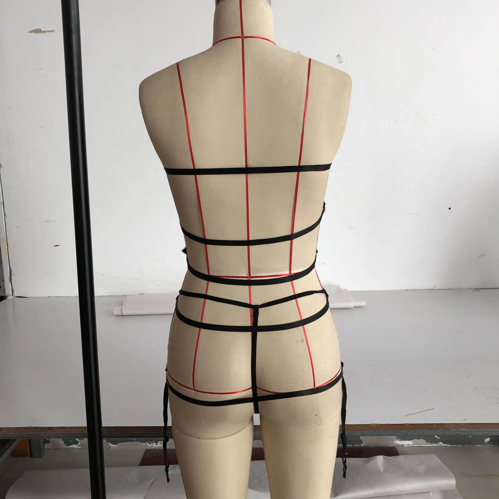 Эротическое сексуальное кожаное платье Женское боди с открытой спиной для секса