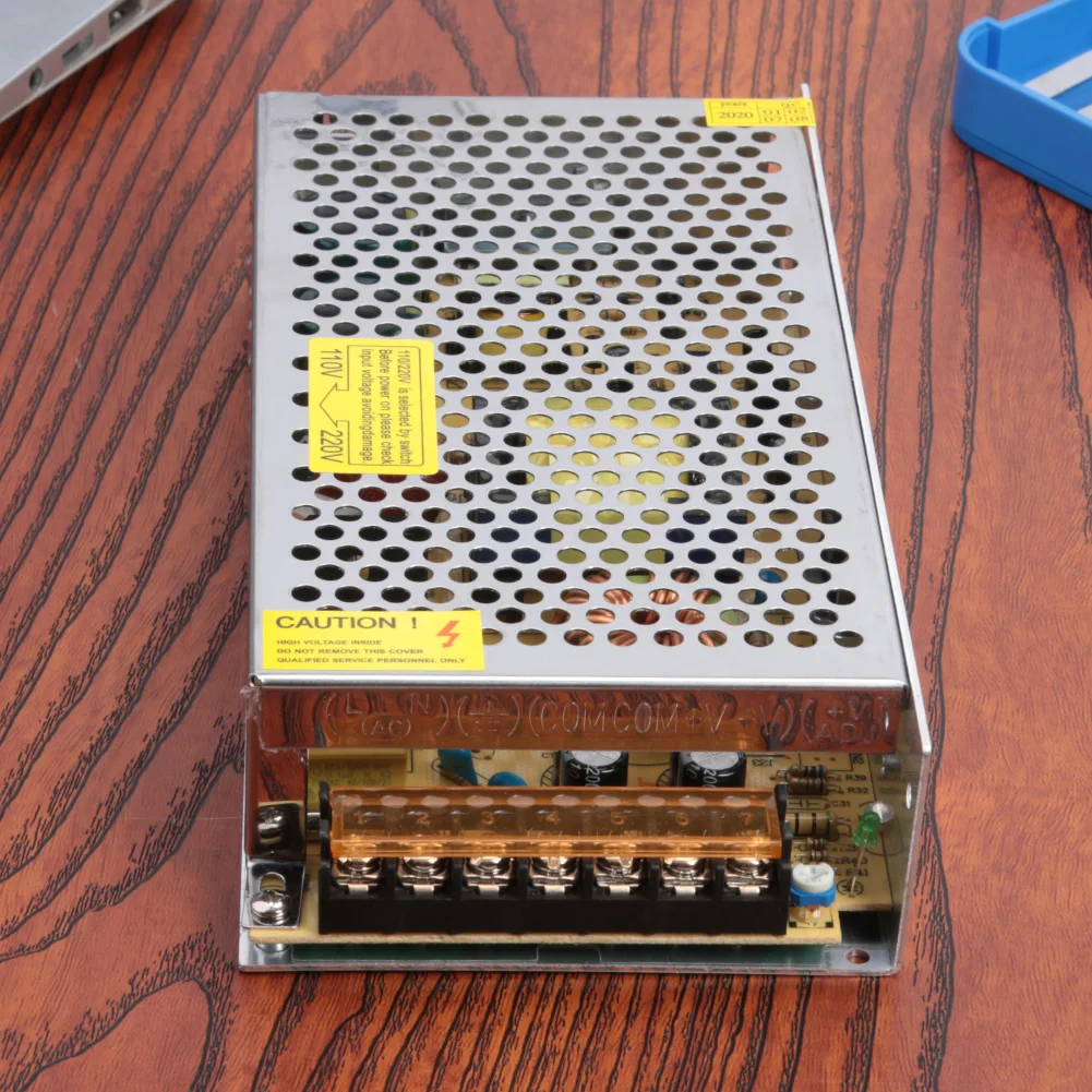 

Lighting Switch Power Supply Easily Carrying Adapter Lightweight AC 110V-220V to DC 5V Gadgets for CCTV LED Strip