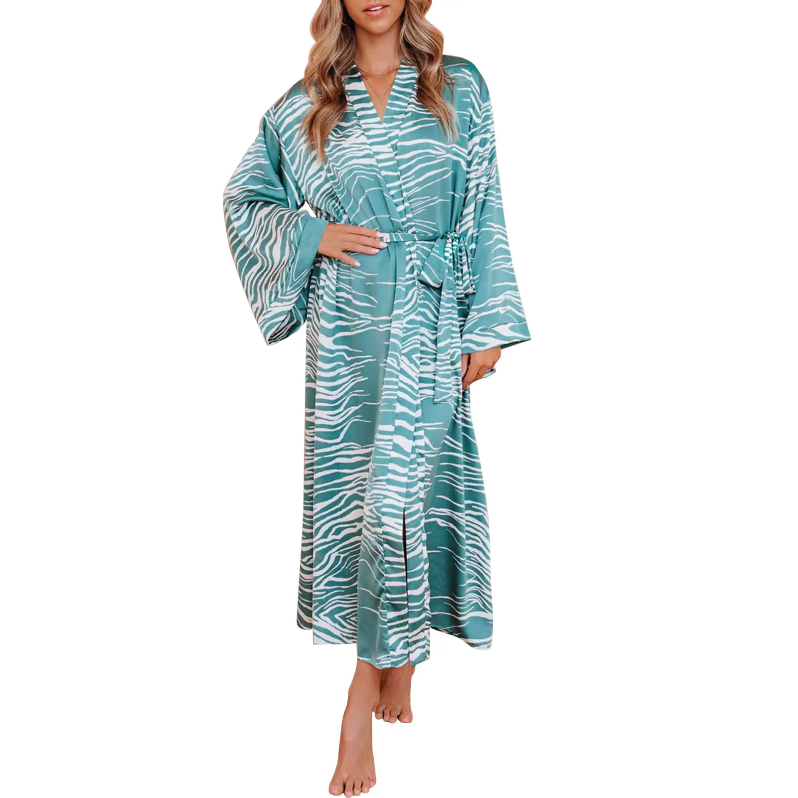 

2021 Fashion New Women Pajamas Night Robe Satin Comfortable Soft Printed Kimono Sexy V-neck Slim Sleepwear Bathrobe Female