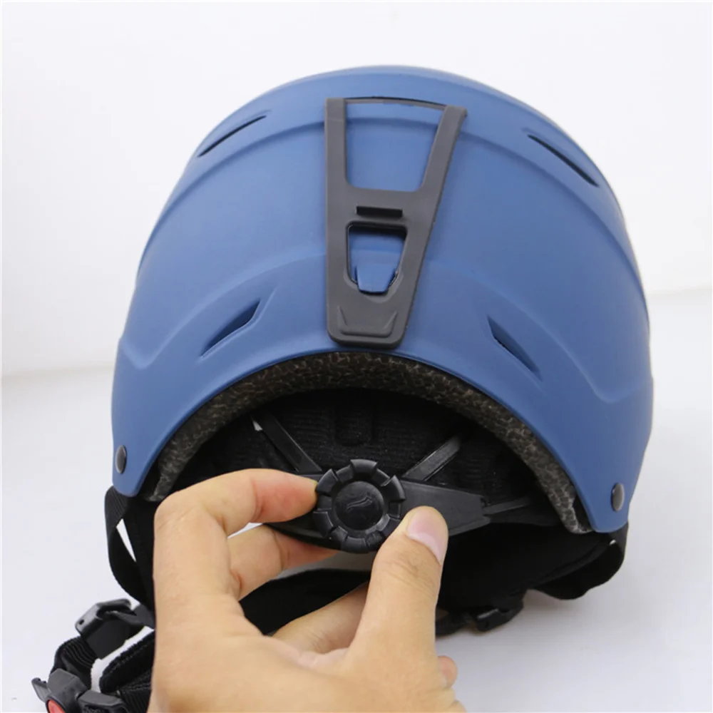 

Ski Helmet Snowboard Helmet Men Skating Skateboard Skiing Protective Prop with Regulator (Matte Blue, S/M, 56-59cm)
