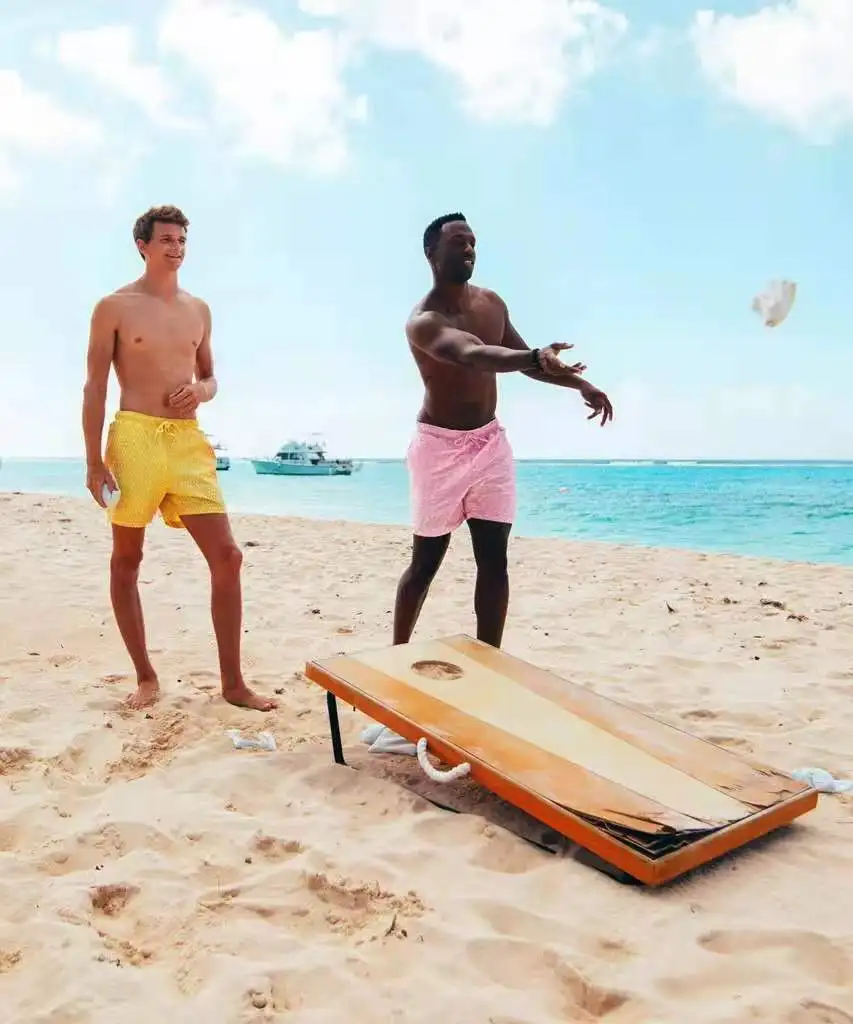 

2021 Xiàjì xīnkuǎn nánshì biànsè yóuyǒng duǎnkù sù gàn shíshàng xiūxián hǎishàng chōnglàng jiànbiàn shātān kù shíshàng cháoliú w