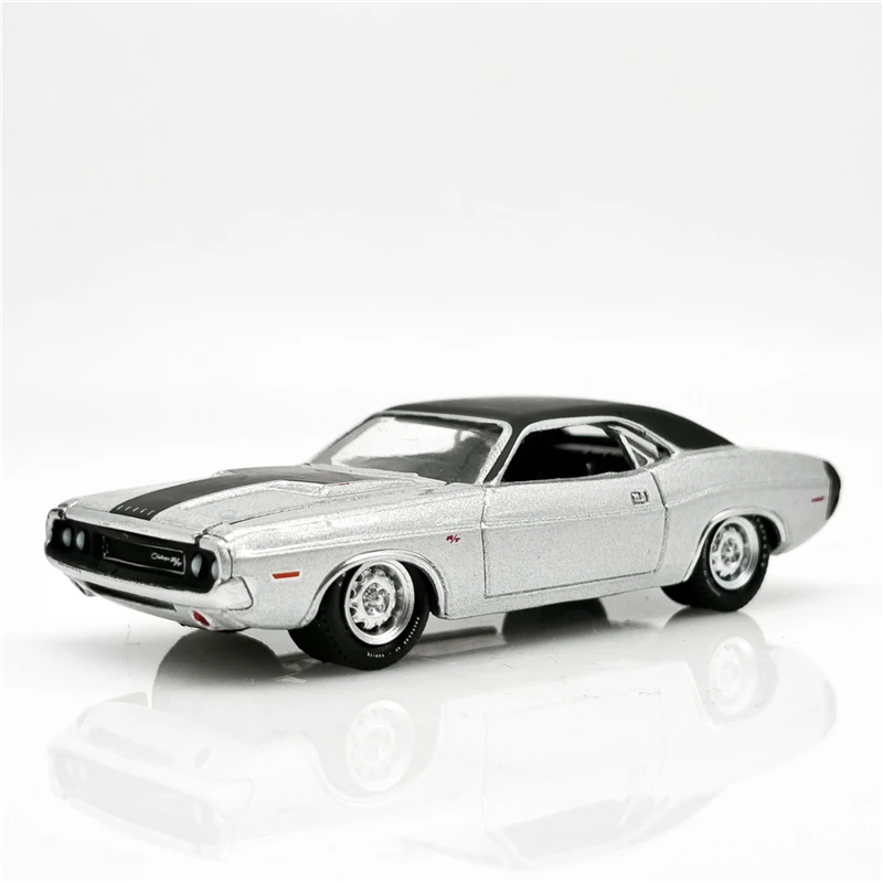 Greenlight 1:64 HEMI 50 й Anniv 1970 Dodge Challenger R/T Серебряная модель автомобиля зеленая машина