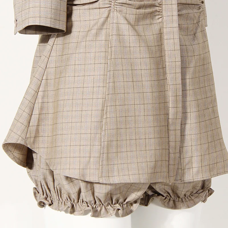 

[EAM] Wide Leg Shorts Khaki Plaid Hollow Out Two Piece Suit New Lapel Half Sleeve Women Fashion Spring Summer 2021 1DE0056
