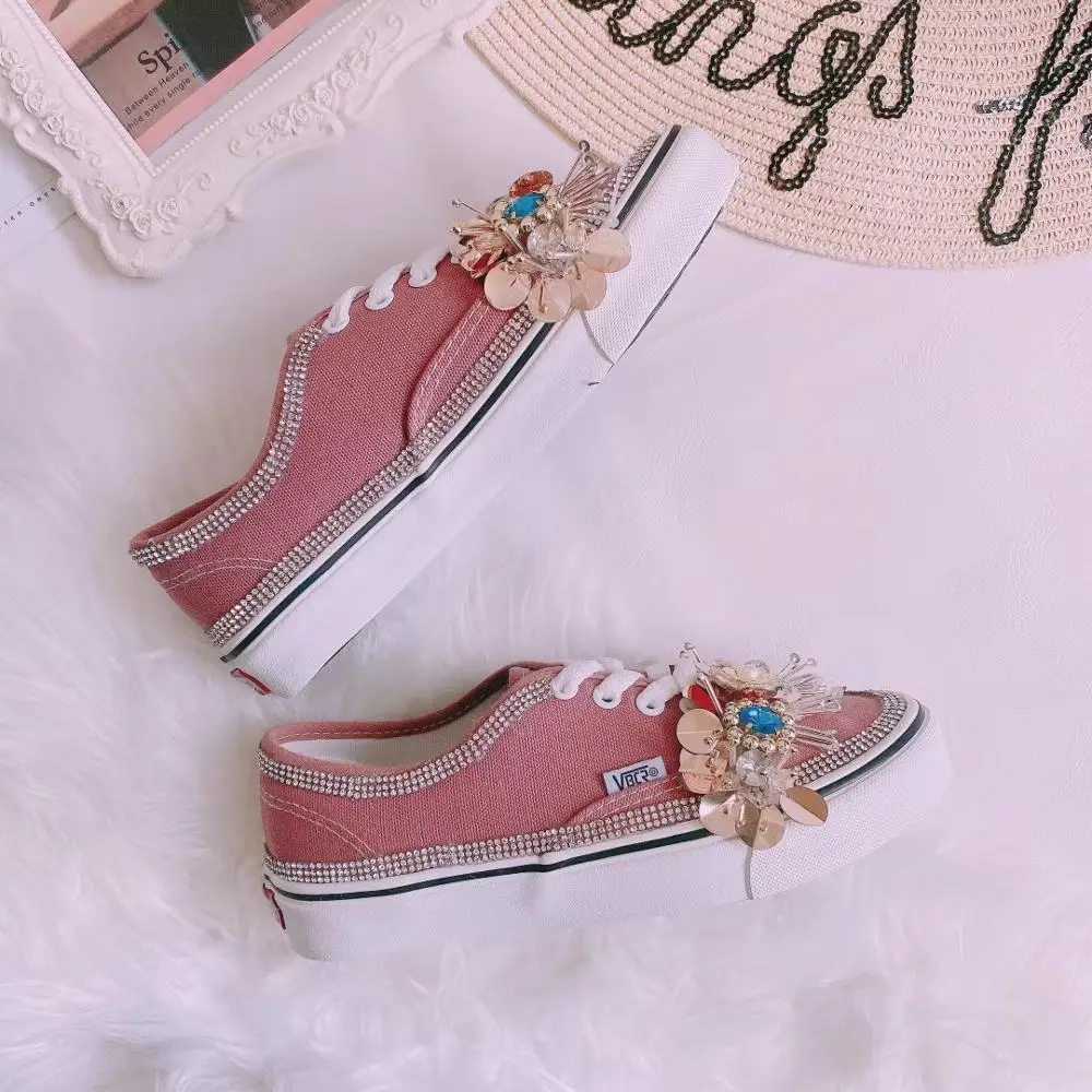 Высококачественные модные холщовые туфли с инкрустацией стразами модная