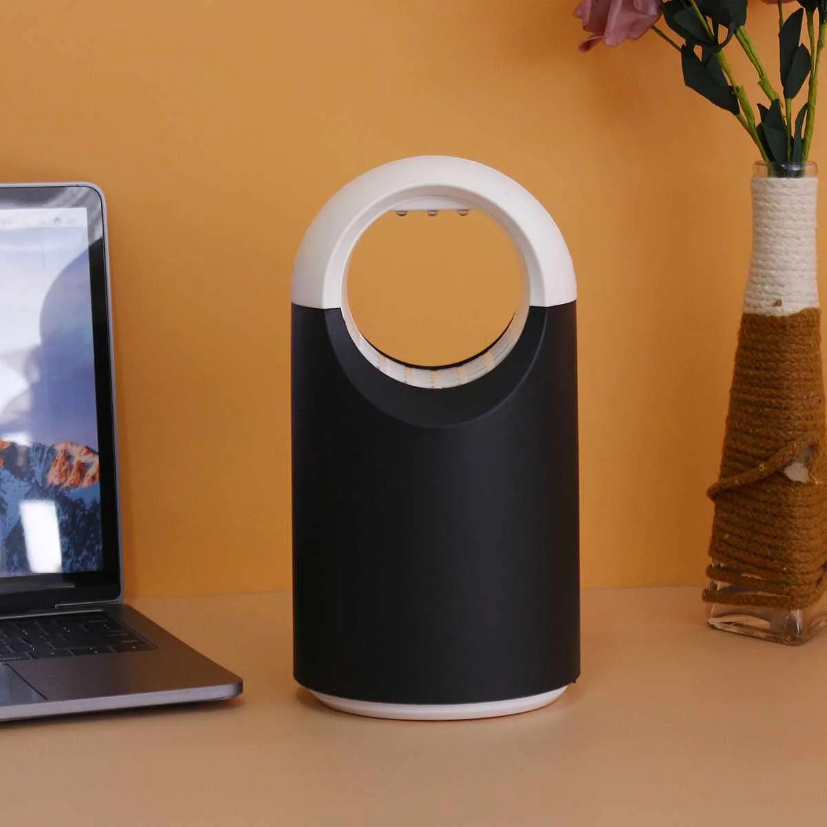 

USB mosquito killer household led suction mosquito killer purple light mosquito repellent lamp silent mosquito trap