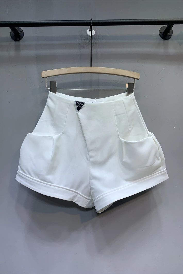 

Pocket Dislocation White Suit Shorts Women's European Goods 2021 Summer New Fashion Wide-Leg Hot Pants