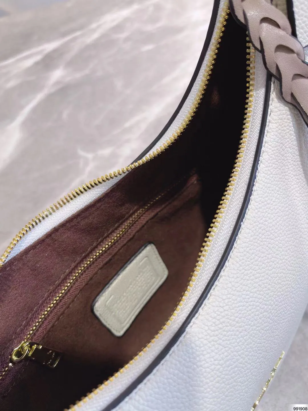 

Women's Handbags