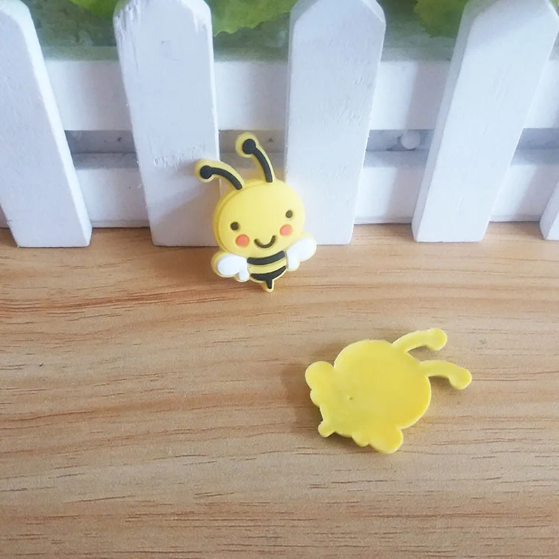 10 шт./лот Симпатичная желтая пчела Мягкий силикон с плоским основанием кабошон