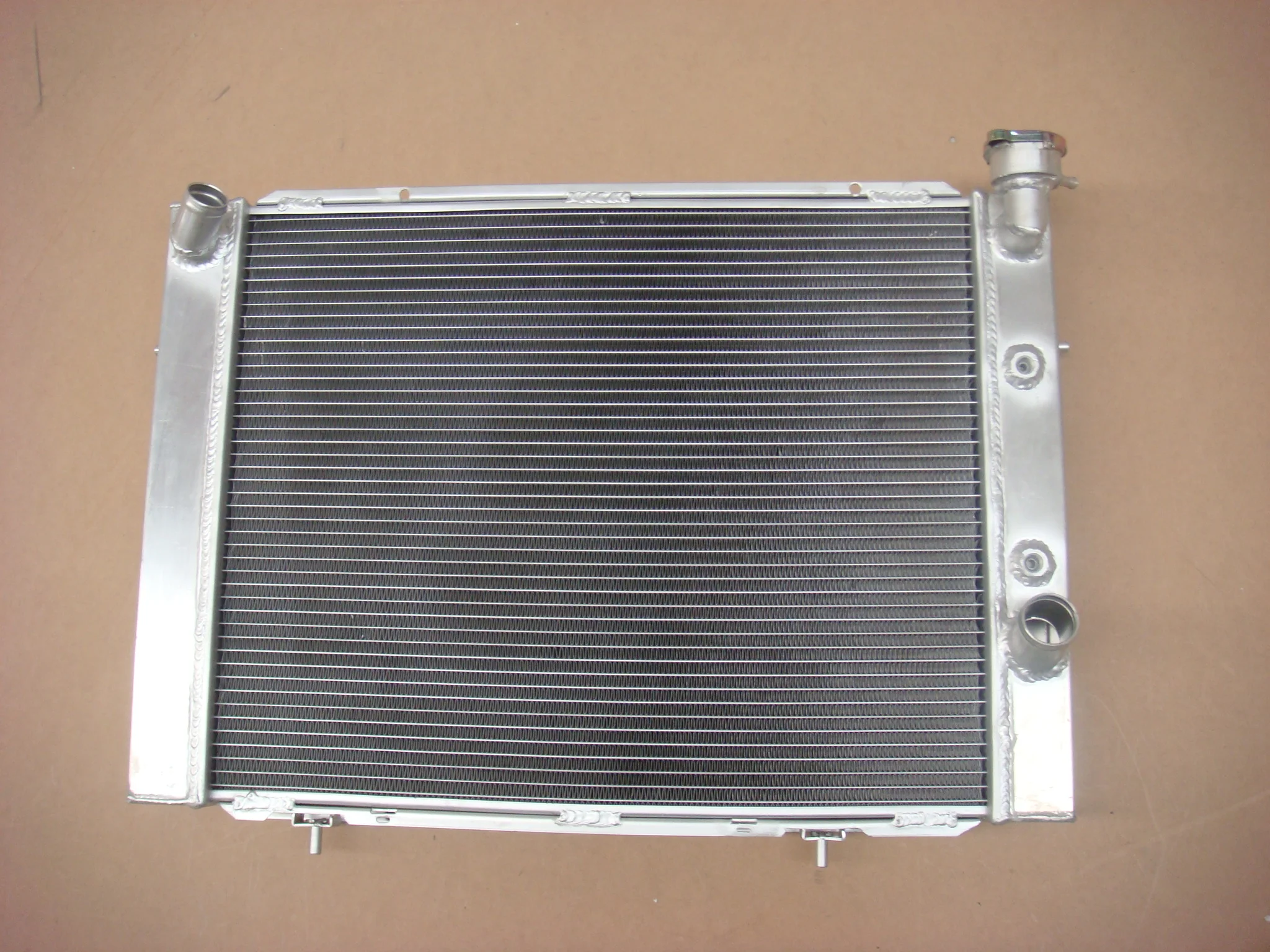 Алюминиевый радиатор охлаждения 52 мм для Holden Commodore VB VC VH VK V6 MT