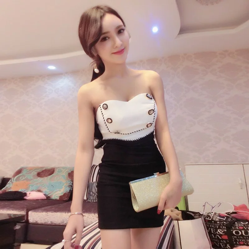 

Женское вечернее платье средней длины, с длинным рукавом