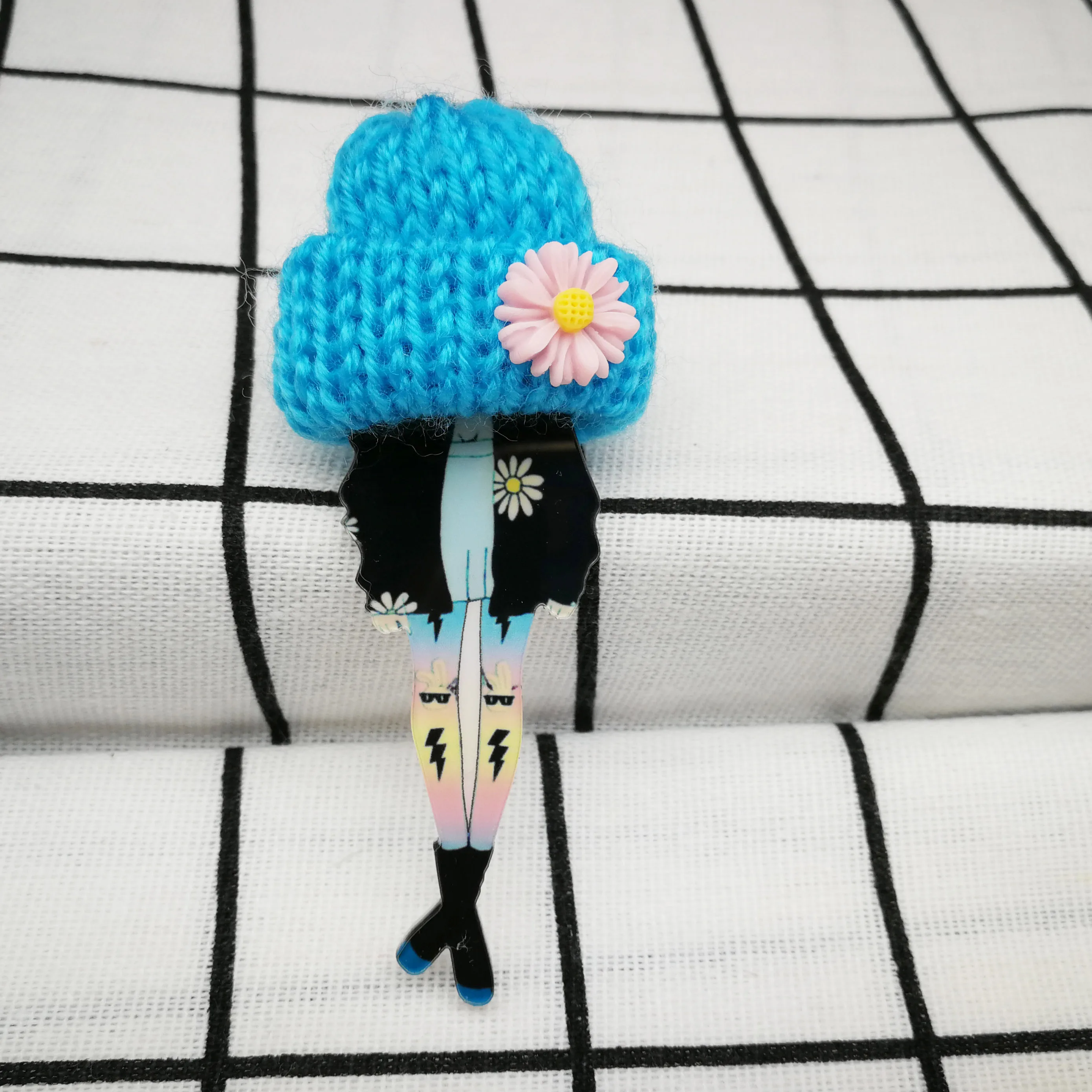 Style22 Harajuku значки для Женская Брошь и булавки элегантные акриловые модели персонажей из мультфильмов с вязаными шляпами брошь модные украшения Аксессуары - Окраска металла: Style22