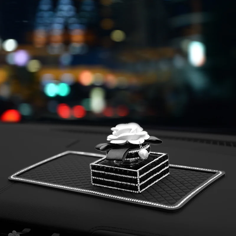 Нескользящий коврик с кристаллами и стразами для автомобиля блестящие стразы